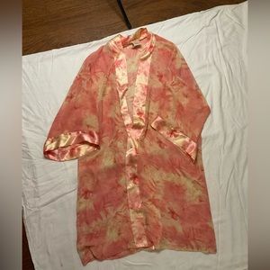 Sheer floral kimono with satin lining